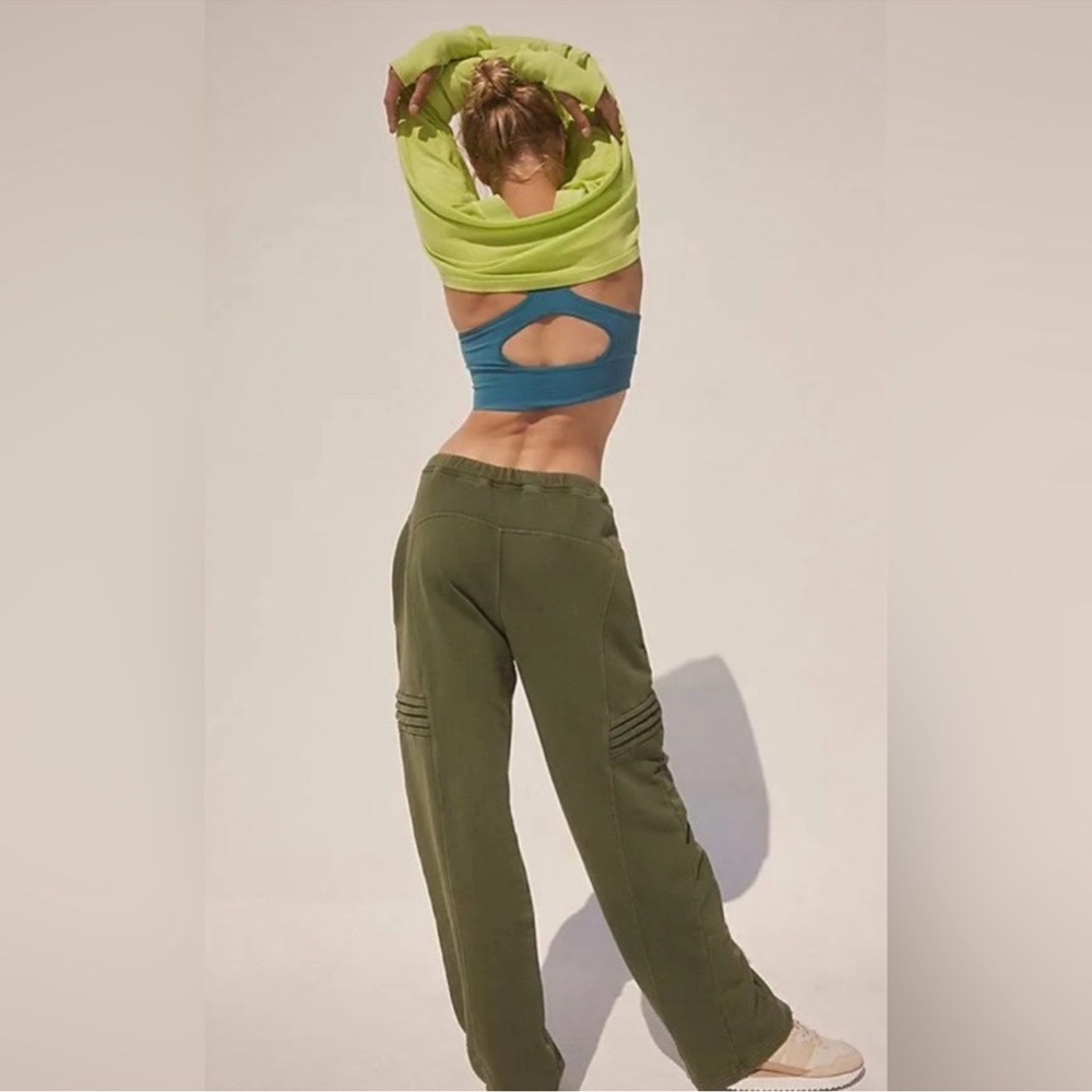 Free People Movement Beat Of straight leg pants - Picture 3 of 6